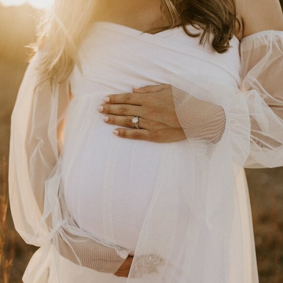 Vienna sweetheart Gown Maternity Dress Ivory - Picture 2 of 5